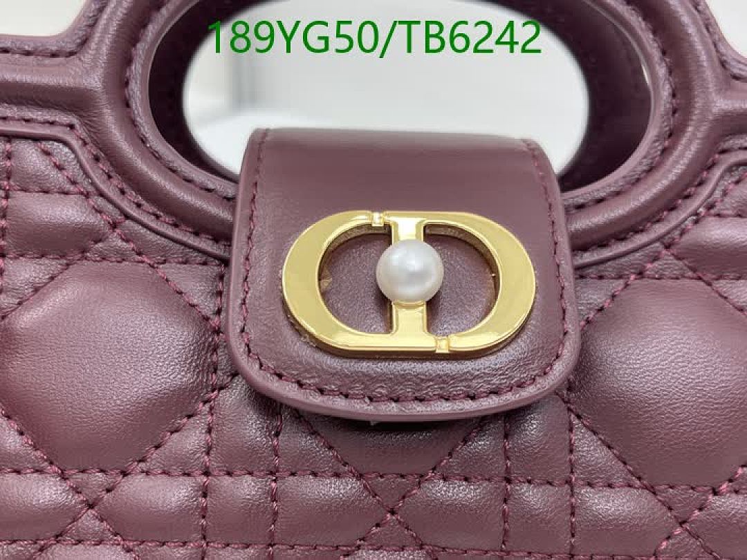 Dior-Bags(5A) Code: TB6242 $: 189USD