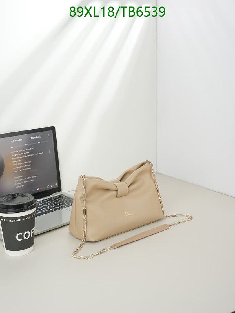 Dior-Bags(4A) Code: TB6539 $: 89USD