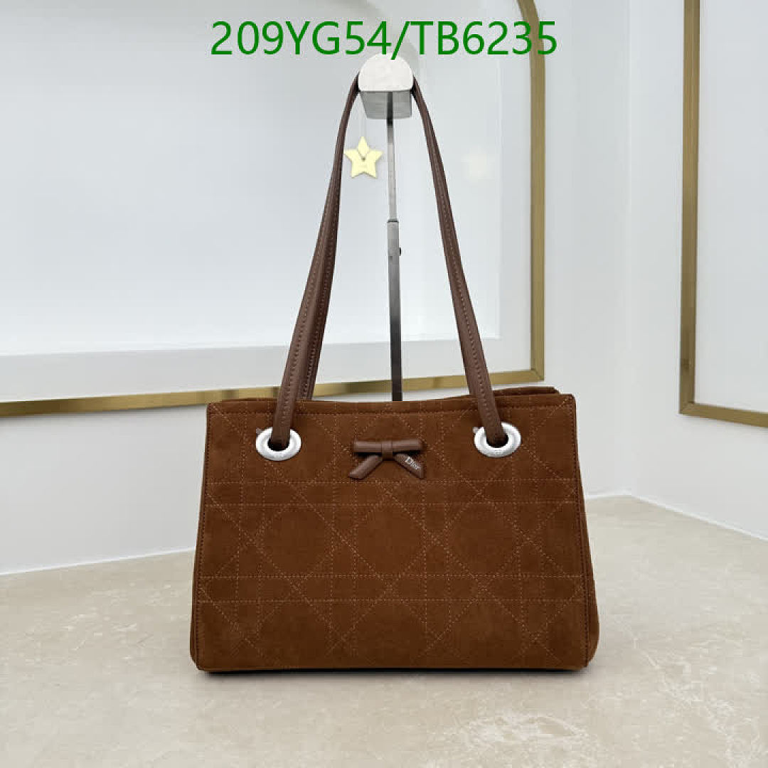 Dior-Bags(5A) Code: TB6235 $: 209USD
