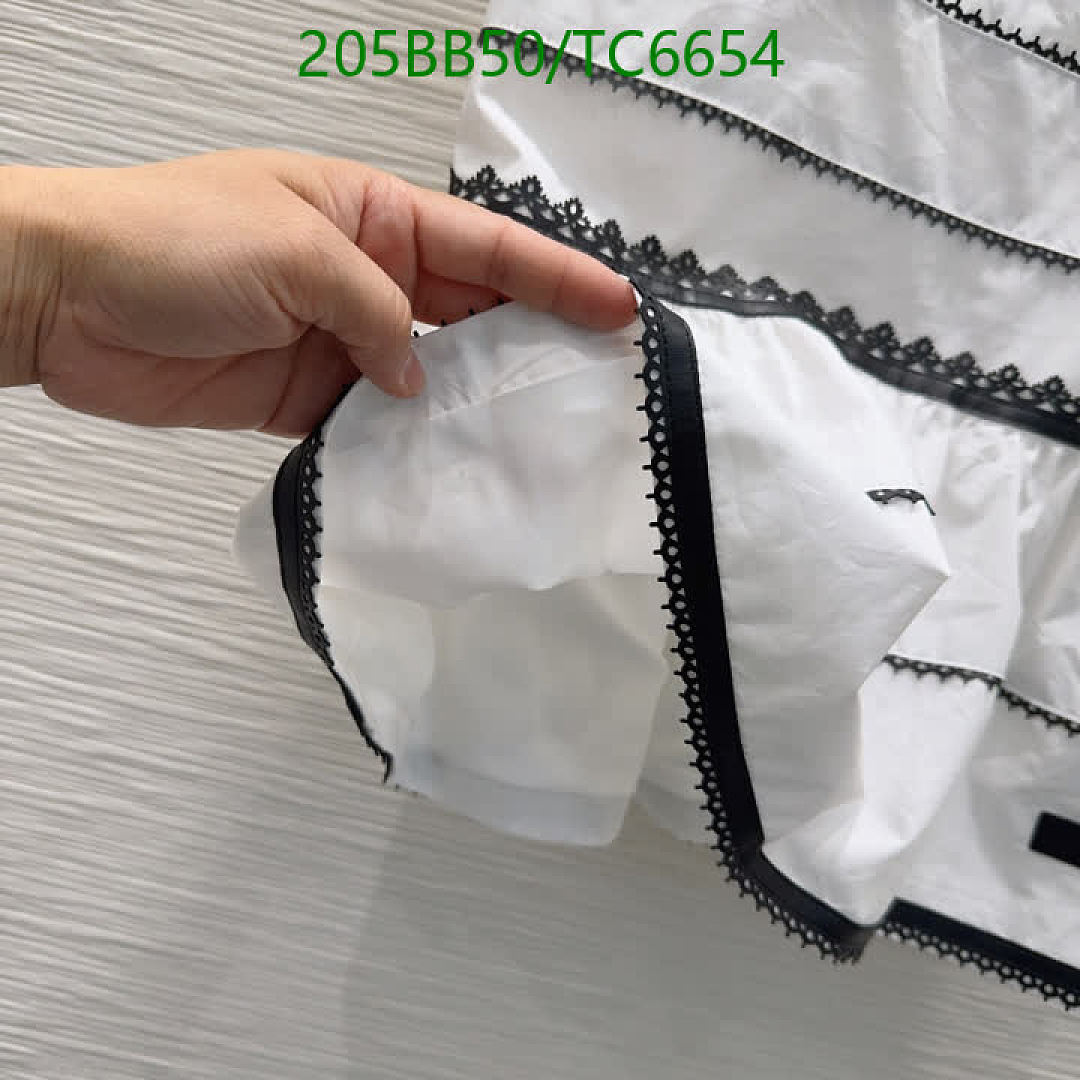 LV-Clothing Code: TC6654 $: 205USD