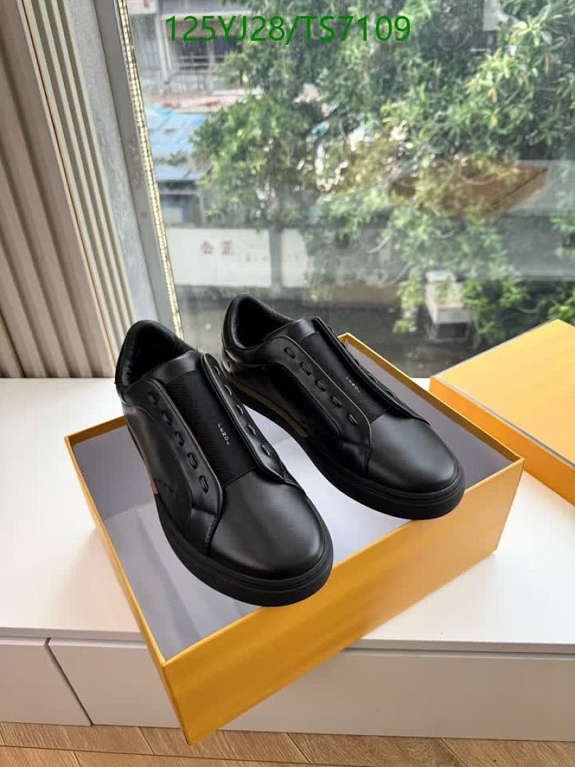 Fendi-Shoes(Men) Code: TS7109 $: 125USD