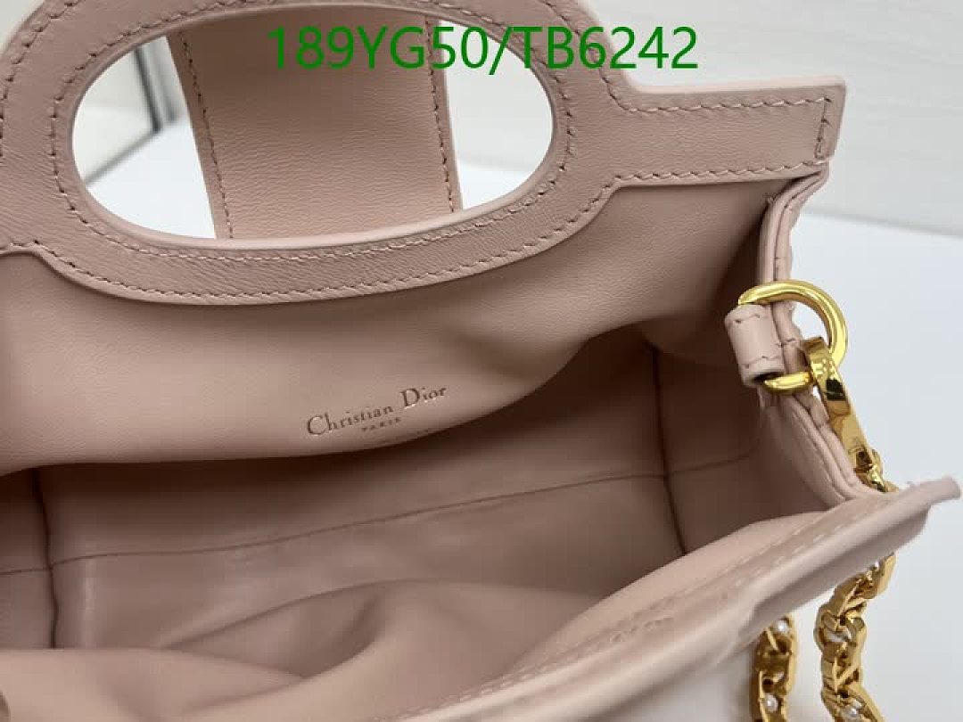 Dior-Bags(5A) Code: TB6242 $: 189USD