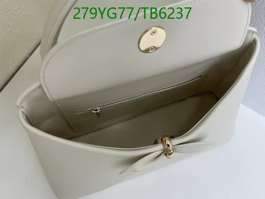 Dior-Bags(5A) Code: TB6237 $: 279USD