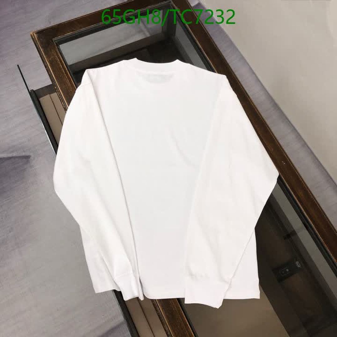 Burberry-Clothing Code: TC7232 $: 65USD