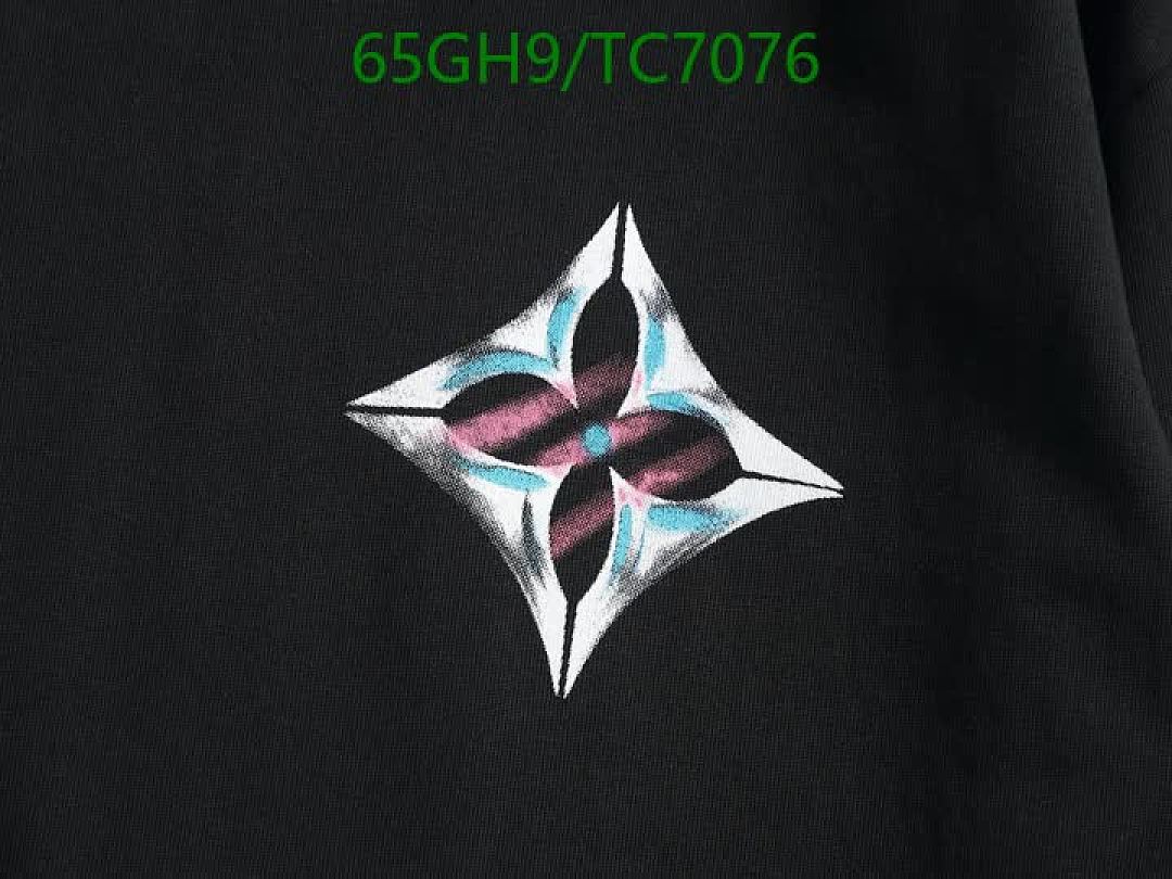 LV-Clothing Code: TC7076 $: 65USD