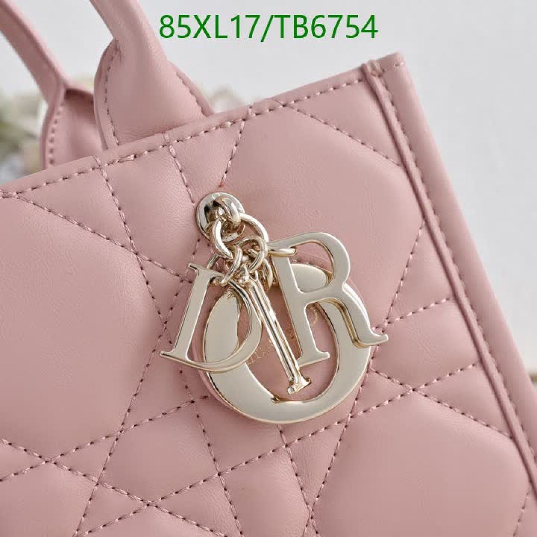 Dior-Bags(4A) Code: TB6754 $: 85USD