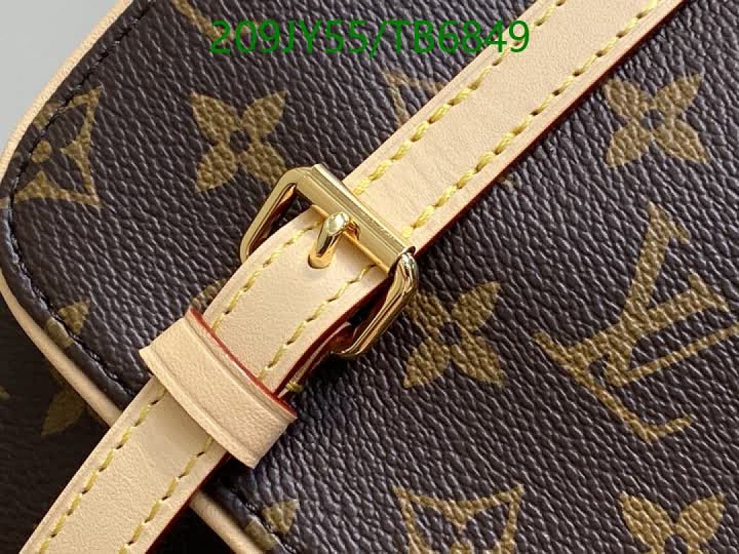 LV-Bags(5A) Code: TB6849 $: 209USD