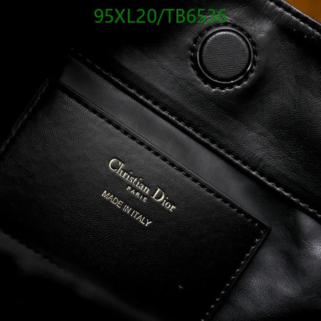 Dior-Bags(4A) Code: TB6536 $: 95USD