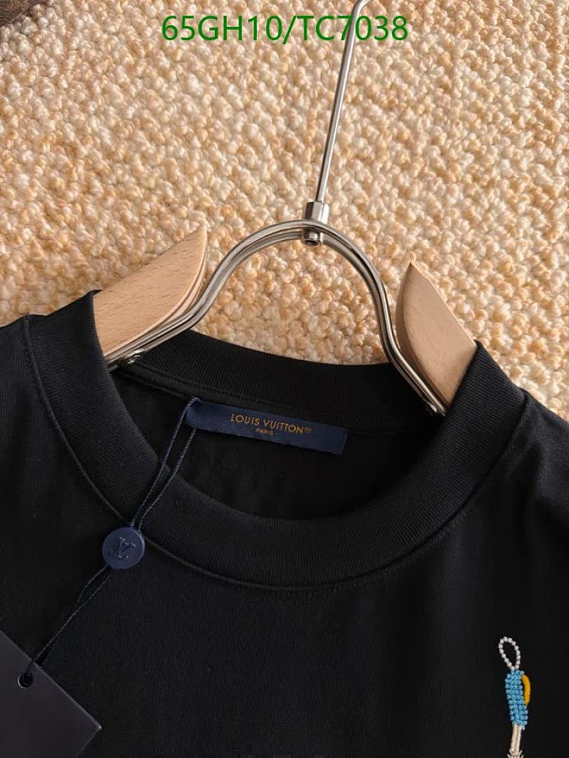 LV-Clothing Code: TC7038 $: 65USD