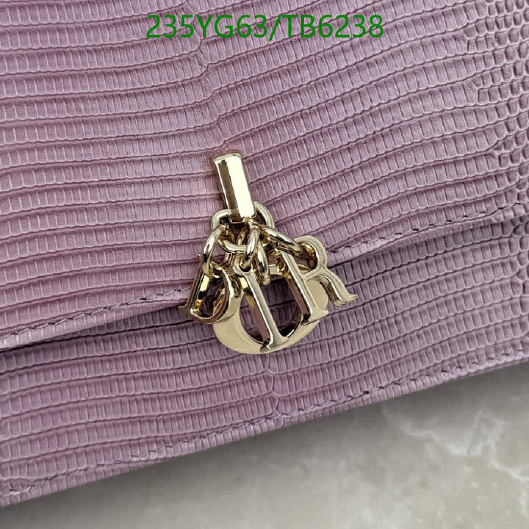 Dior-Bags(5A) Code: TB6238 $: 235USD