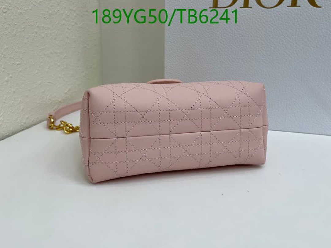 Dior-Bags(5A) Code: TB6241 $: 189USD