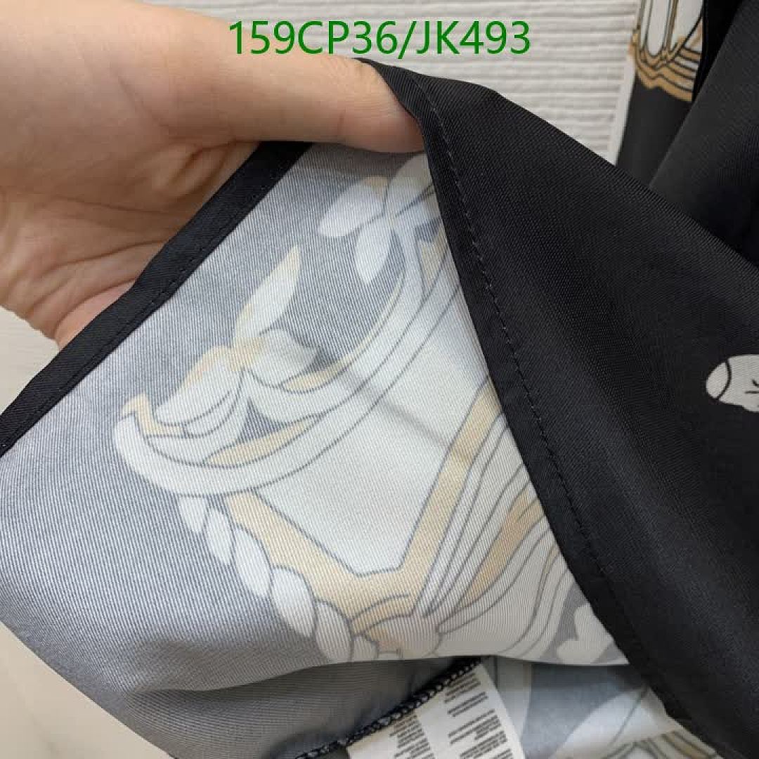 Hermes-Clothing Code: JK493