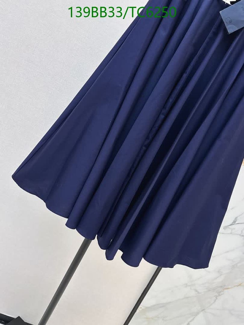 LV-Clothing Code: TC6250 $: 139USD