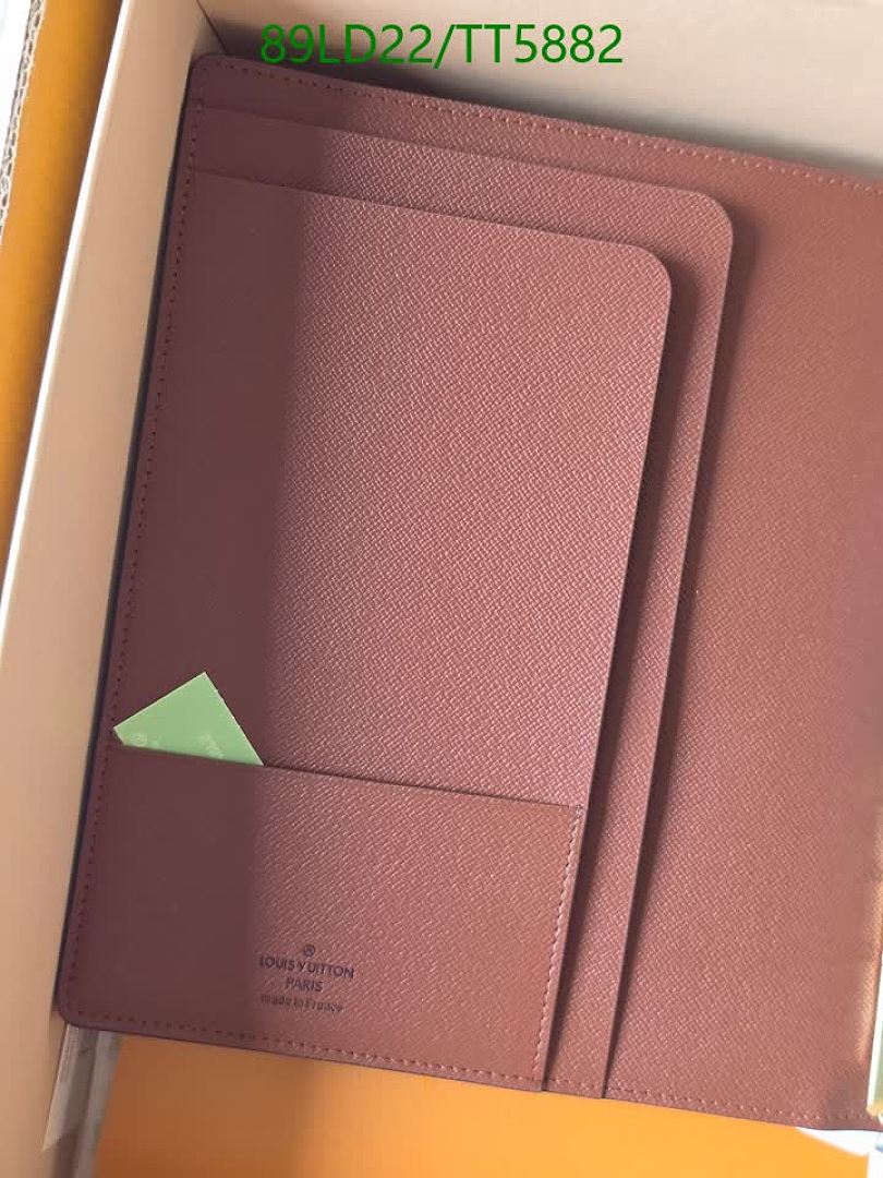 LV-Wallets(5A) Code: TT5882 $: 89USD
