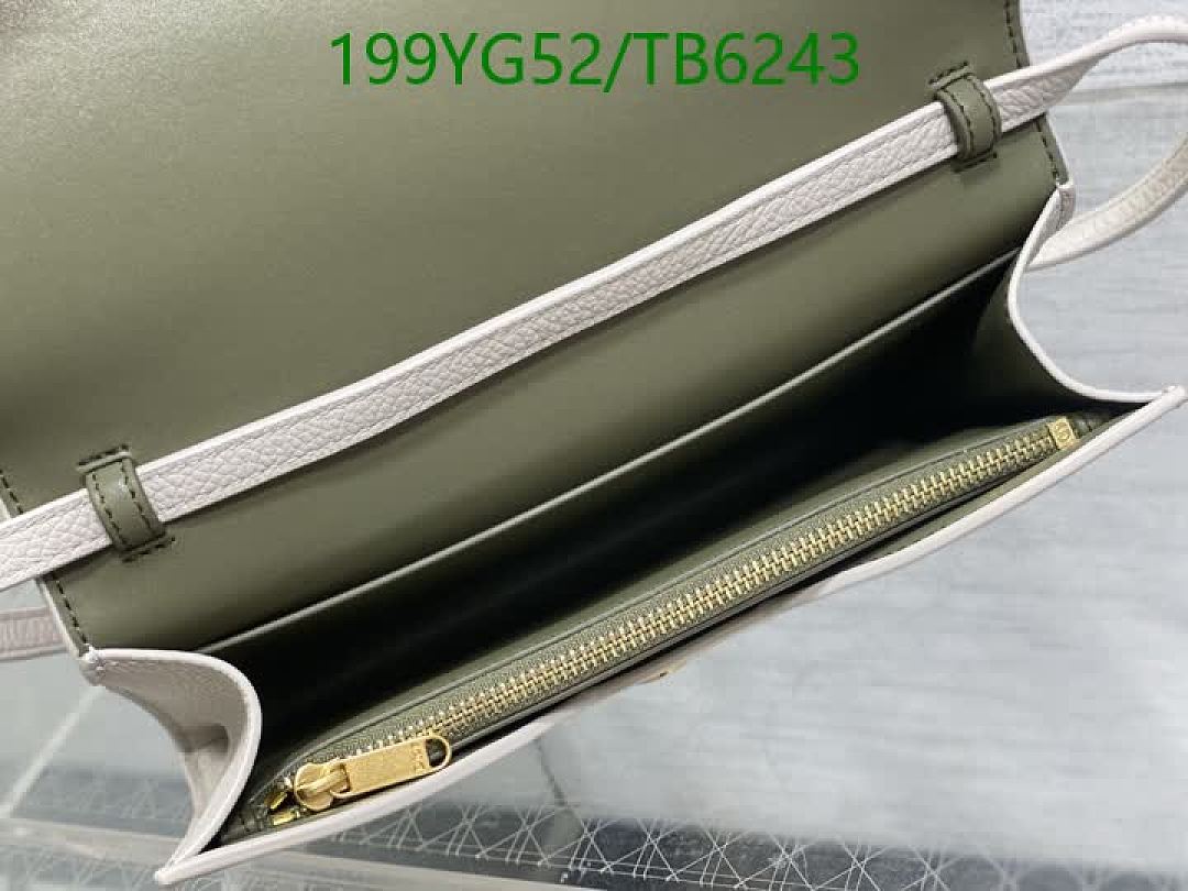 Dior-Bags(5A) Code: TB6243 $: 199USD