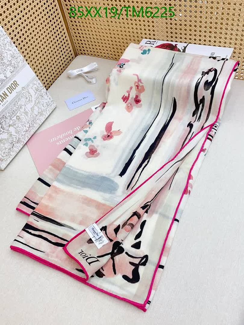 Celine-Scarves Code: TM6225 $: 85USD