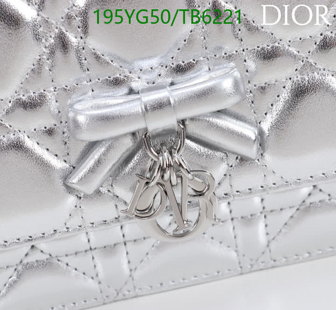 Dior-Bags(5A) Code: TB6221 $: 195USD