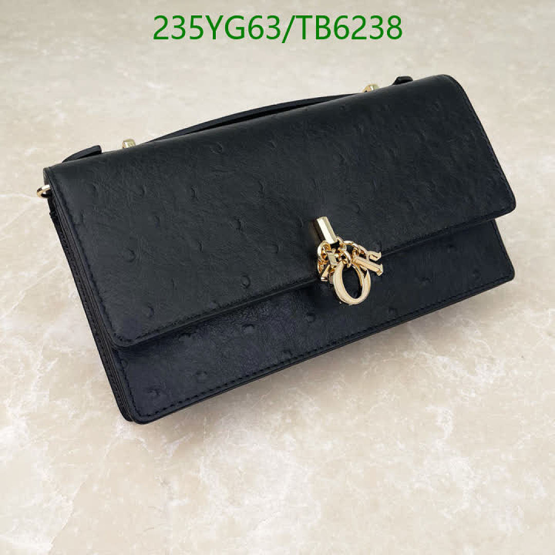 Dior-Bags(5A) Code: TB6238 $: 235USD