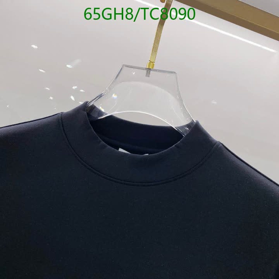 Moncler-Clothing Code: TC8090 $: 65USD