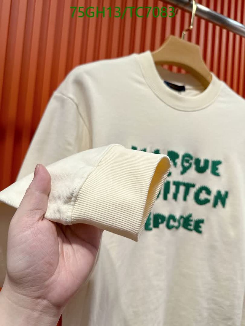 LV-Clothing Code: TC7083 $: 75USD