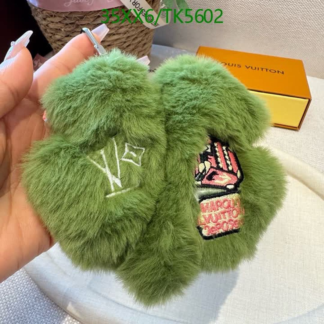 LV-Keychains & Bag Charms Code: TK5602 $: 35USD