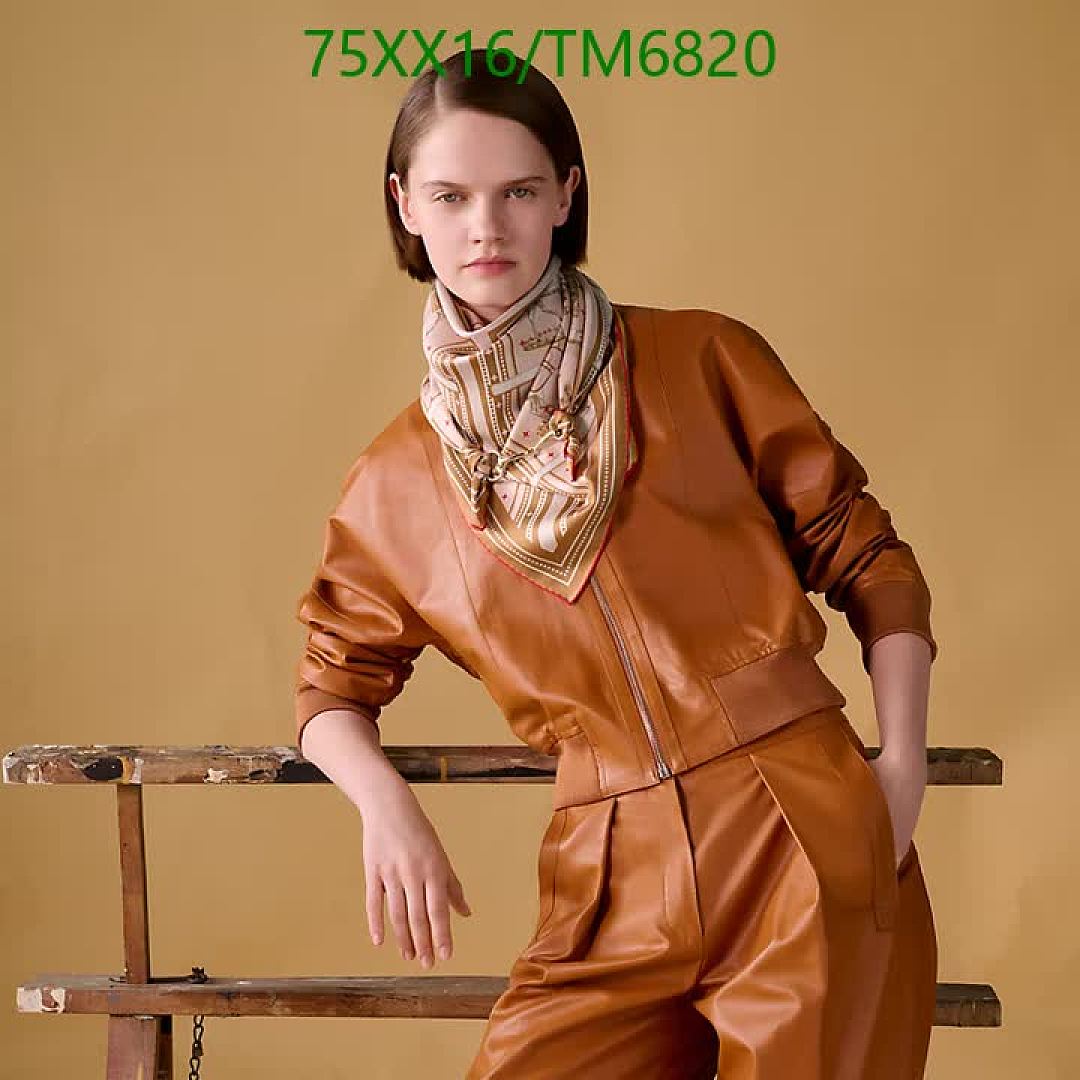 Hermes-Scarves Code: TM6820 $: 75USD