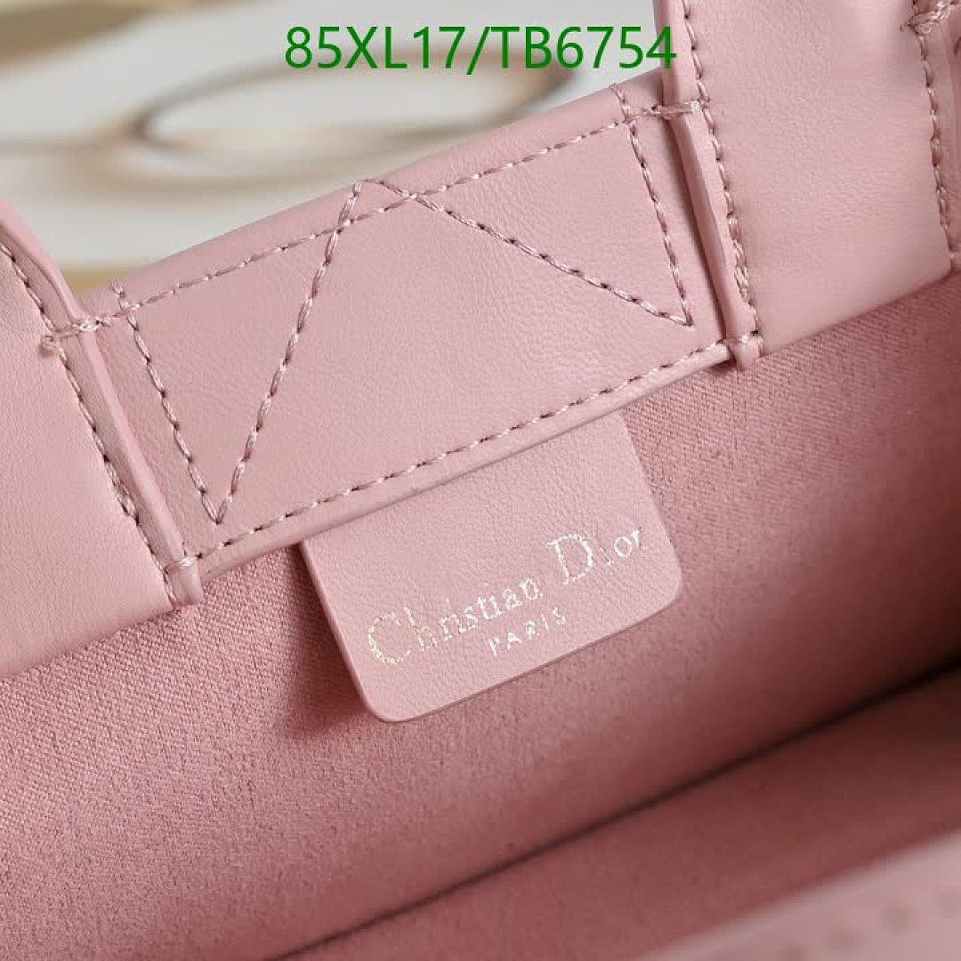 Dior-Bags(4A) Code: TB6754 $: 85USD