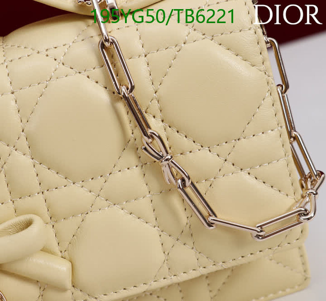 Dior-Bags(5A) Code: TB6221 $: 195USD