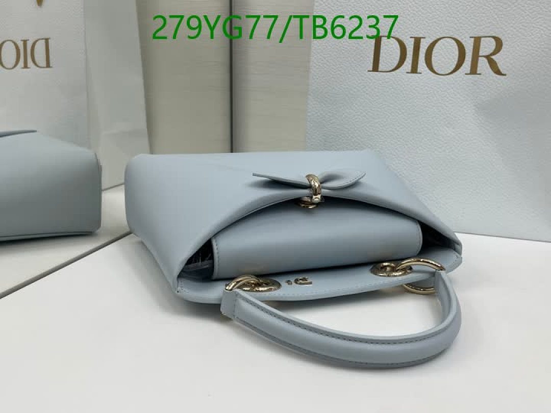 Dior-Bags(5A) Code: TB6237 $: 279USD