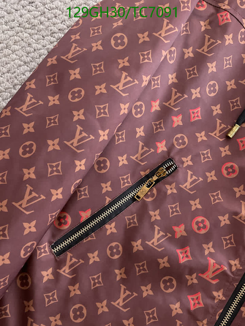 LV-Clothing Code: TC7091 $: 129USD