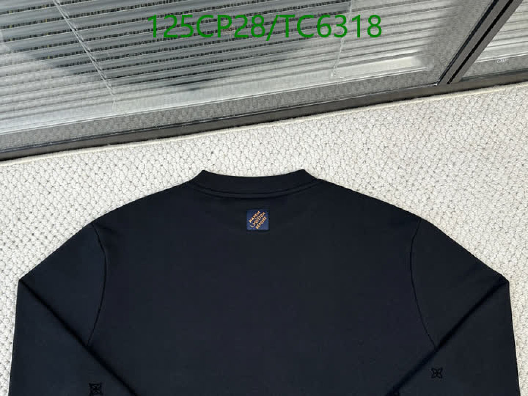 LV-Clothing Code: TC6318 $: 125USD