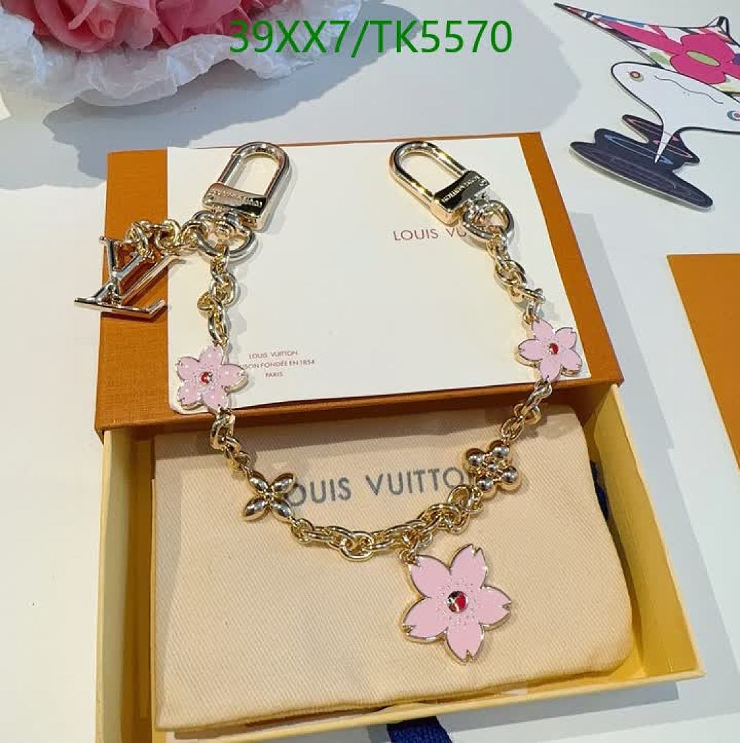 LV-Keychains & Bag Charms Code: TK5570 $: 39USD