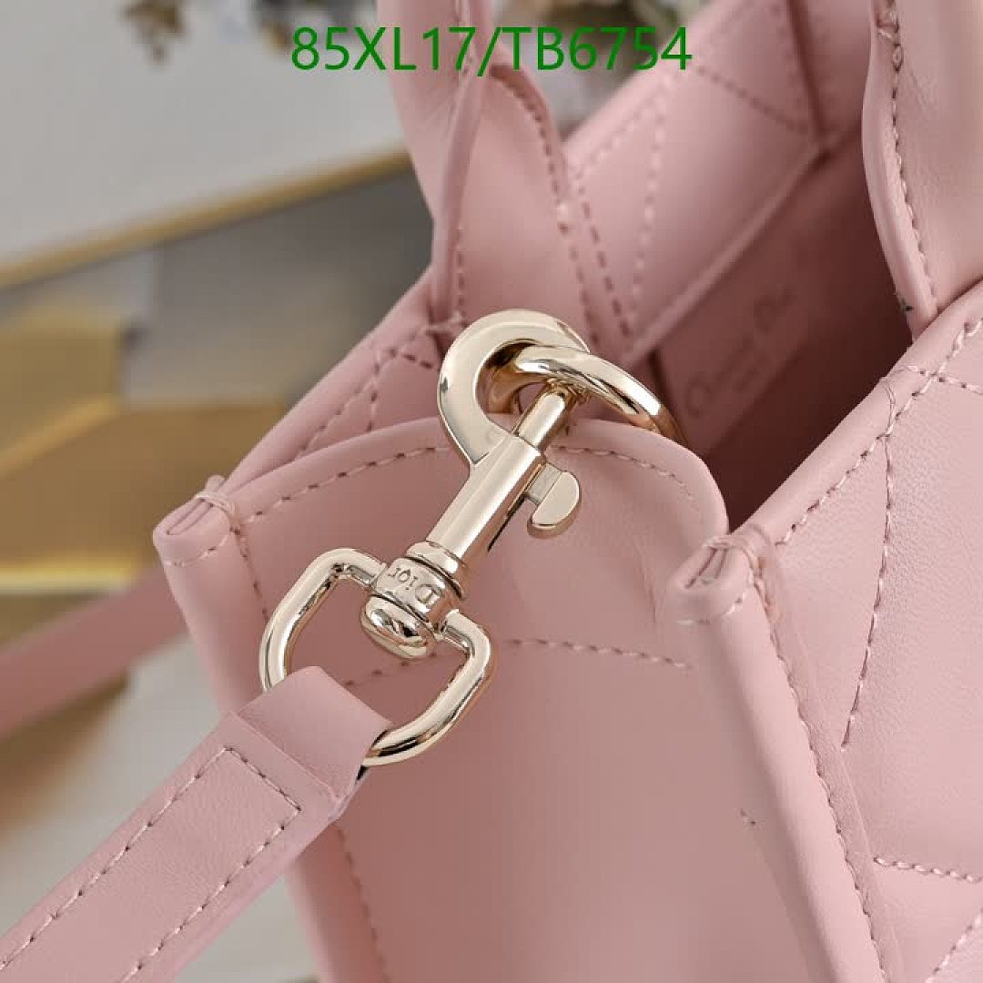 Dior-Bags(4A) Code: TB6754 $: 85USD