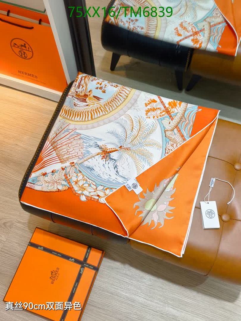 Hermes-Scarves Code: TM6839 $: 75USD