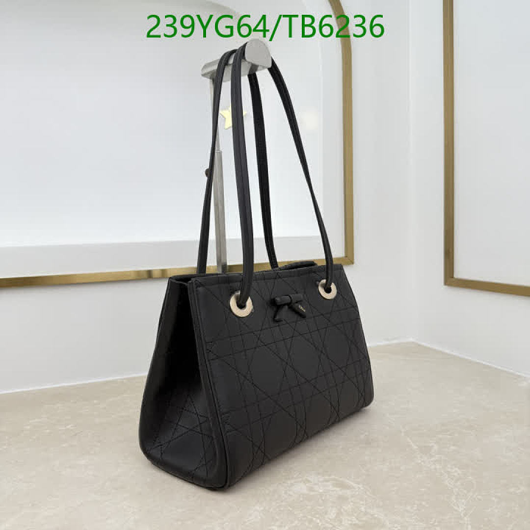 Dior-Bags(5A) Code: TB6236 $: 239USD