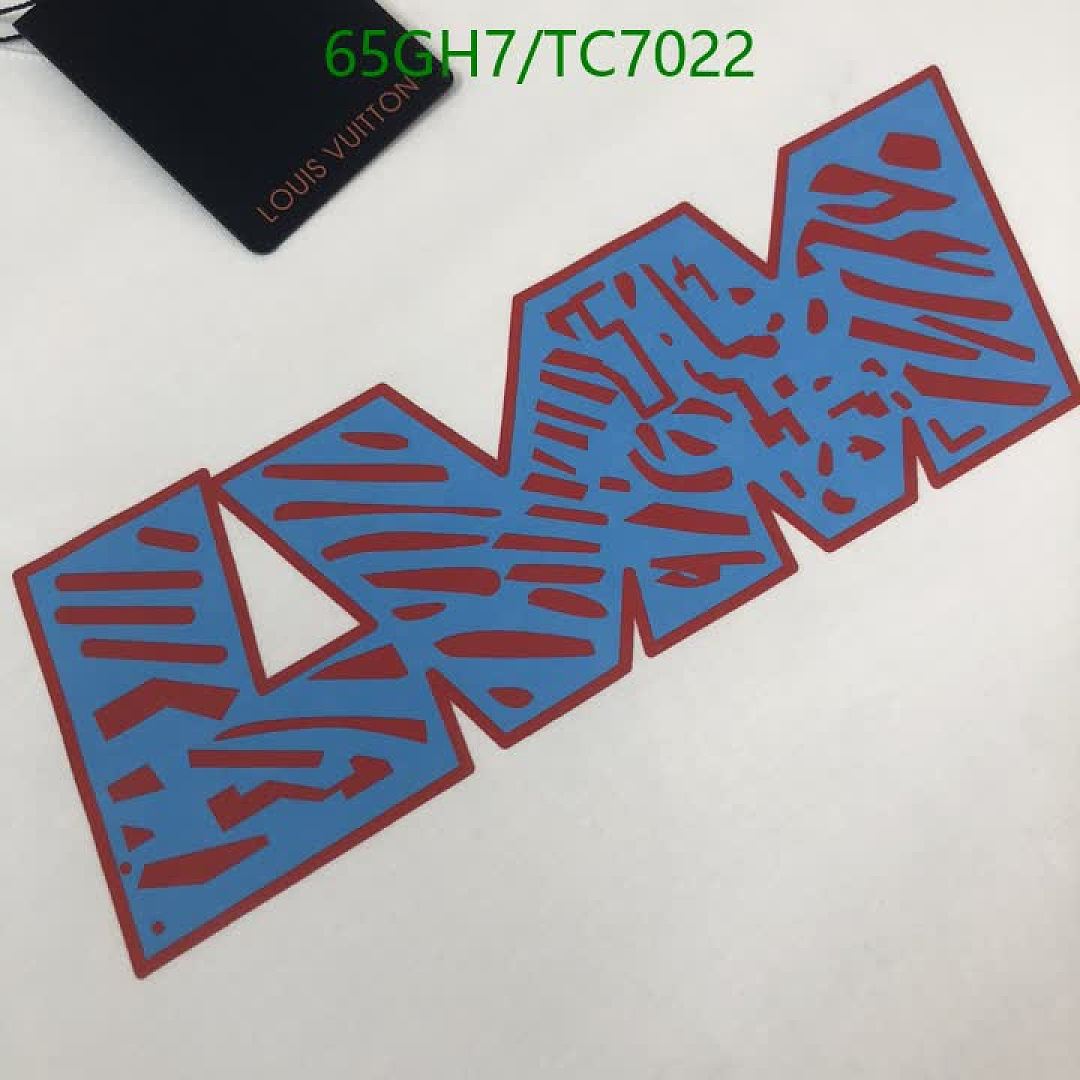 LV-Clothing Code: TC7022 $: 65USD