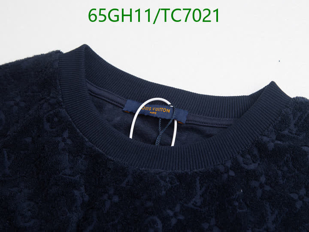 LV-Clothing Code: TC7021 $: 65USD