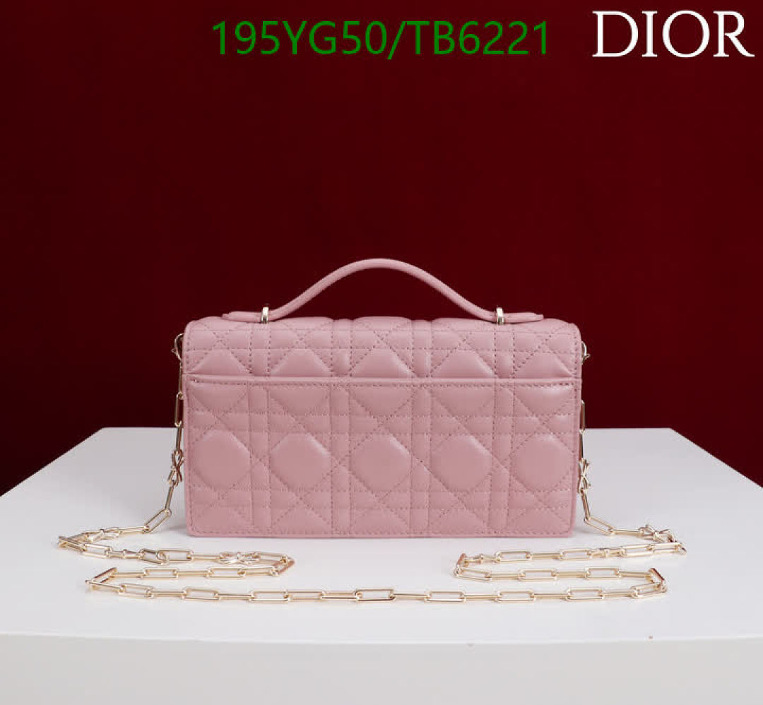 Dior-Bags(5A) Code: TB6221 $: 195USD