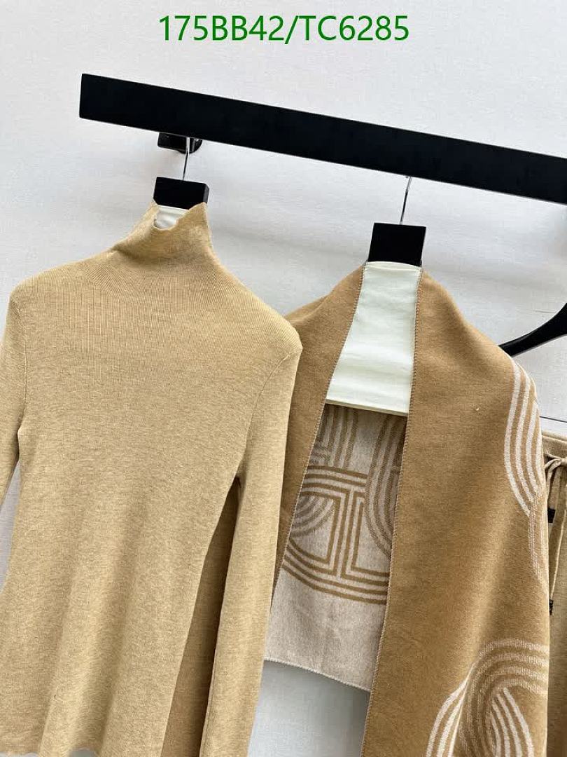 LV-Clothing Code: TC6285 $: 175USD