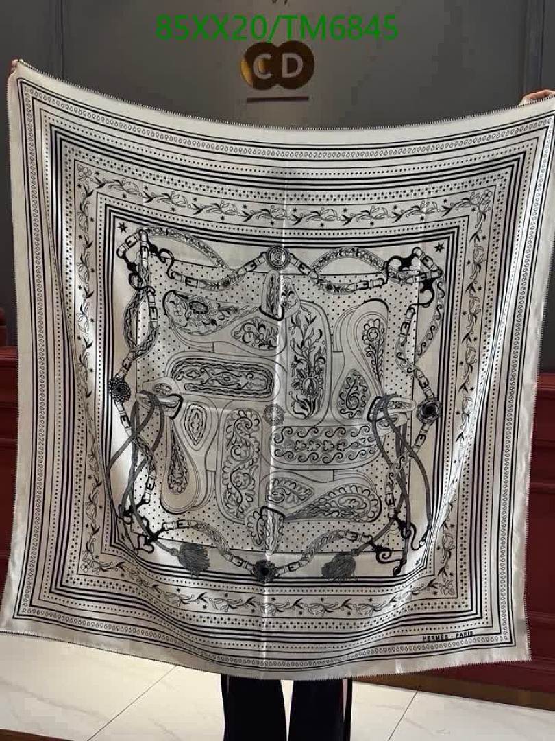 Hermes-Scarves Code: TM6845 $: 85USD