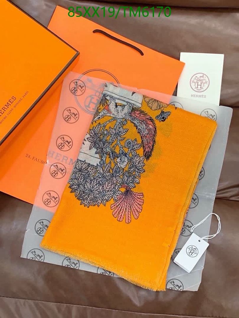 Hermes-Scarves Code: TM6170 $: 85USD