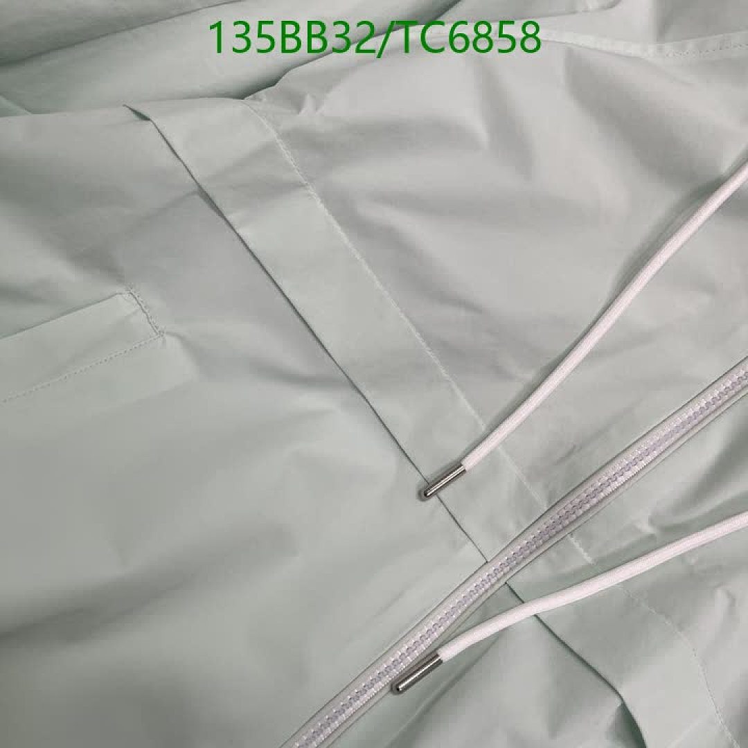 Moncler-Clothing Code: TC6858 $: 135USD
