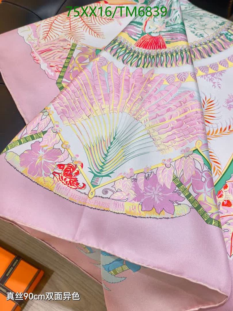 Hermes-Scarves Code: TM6839 $: 75USD