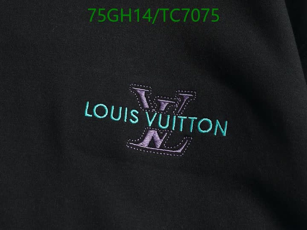 LV-Clothing Code: TC7075 $: 75USD