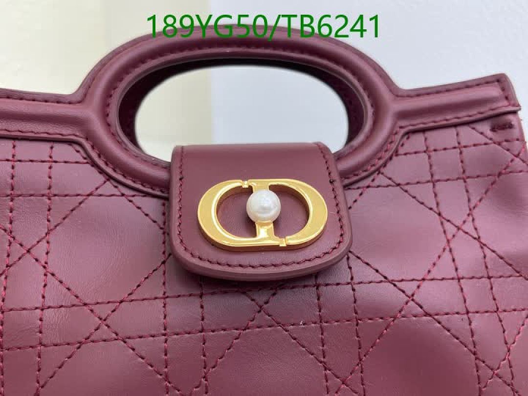 Dior-Bags(5A) Code: TB6241 $: 189USD