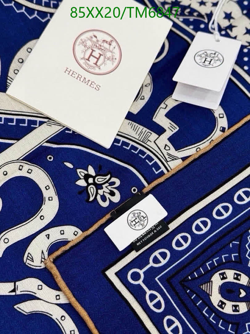 Hermes-Scarves Code: TM6847 $: 85USD