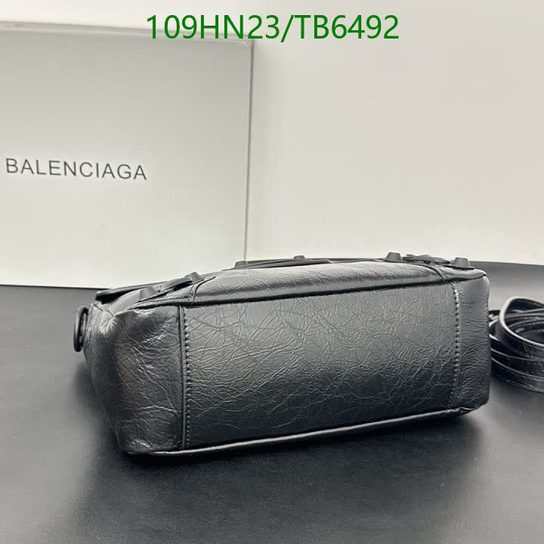 Balenciaga-Bags(4A) Code: TB6492 $: 109USD