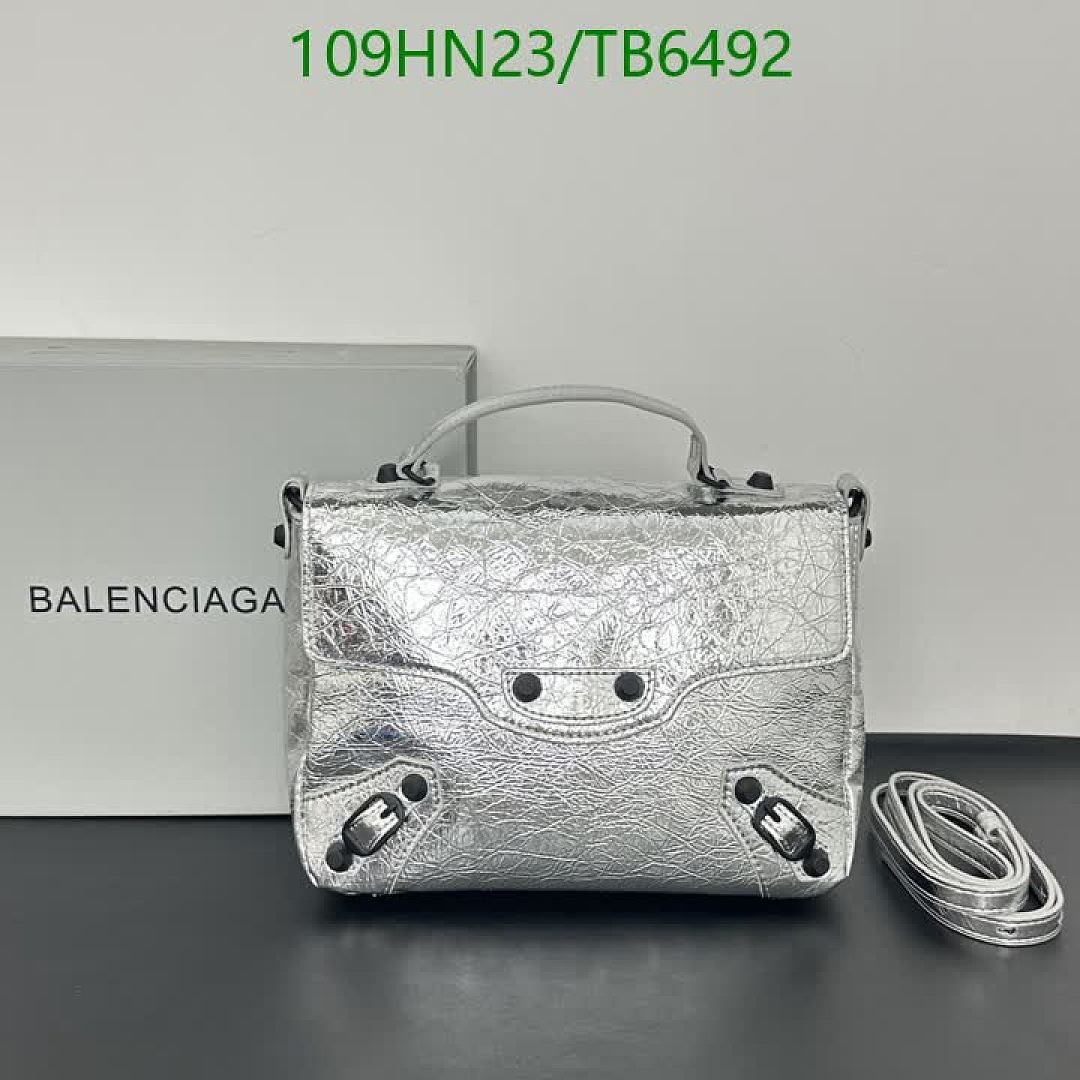 Balenciaga-Bags(4A) Code: TB6492 $: 109USD