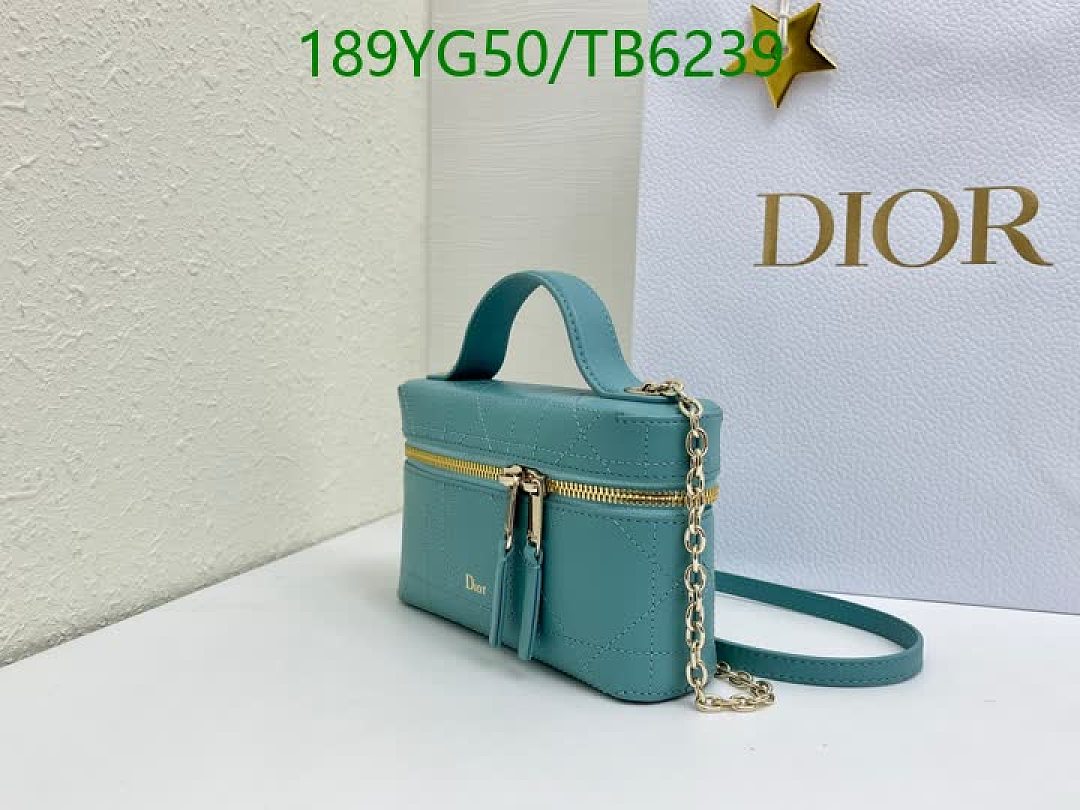 Dior-Bags(5A) Code: TB6239 $: 189USD