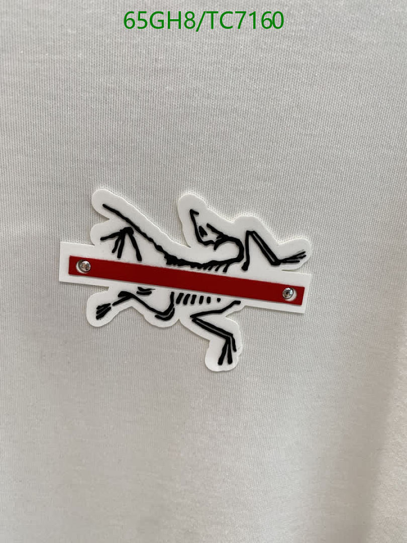 Burberry-Clothing Code: TC7160 $: 65USD